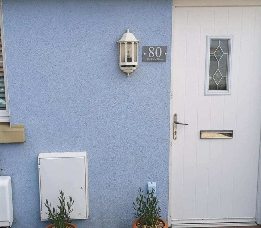 The Little House, Boutique Home Near The Sea 奇切斯特 外观 照片